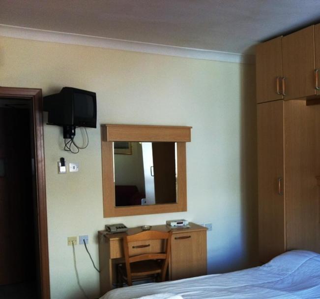 Clover Holiday Complex Qawra Szoba fotó